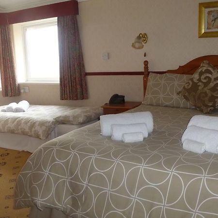 Whitehall Guest House 콜윈베이 외부 사진