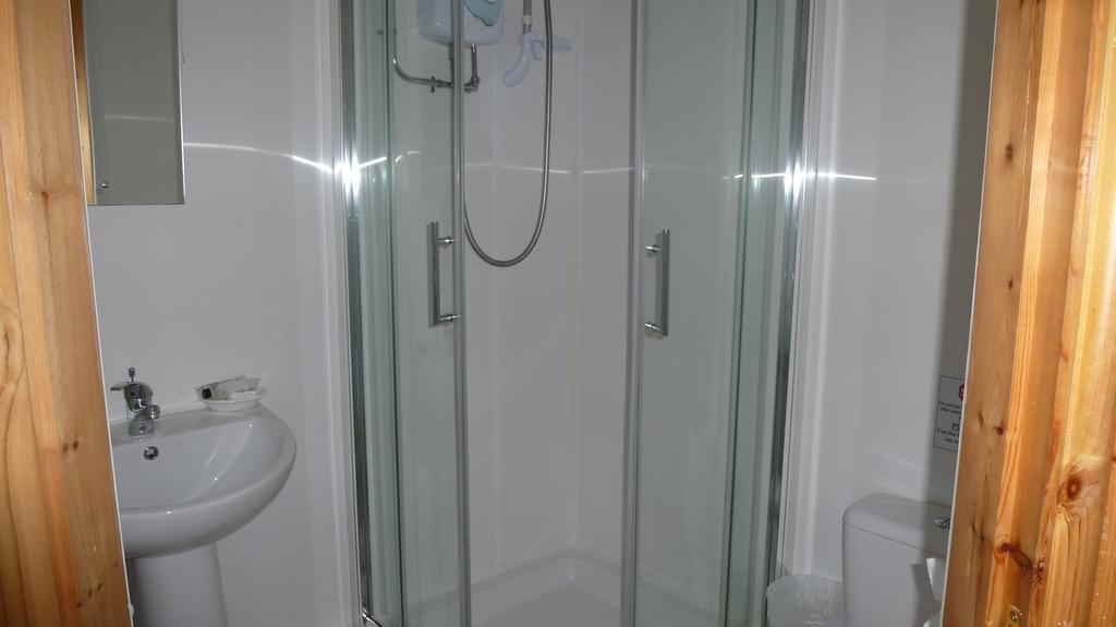 Whitehall Guest House 콜윈베이 외부 사진