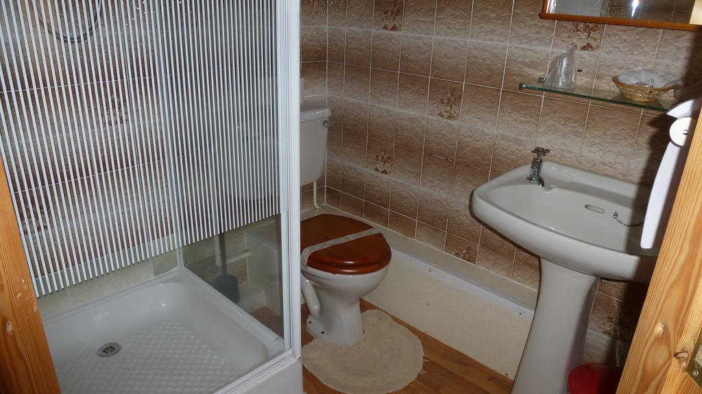Whitehall Guest House 콜윈베이 외부 사진